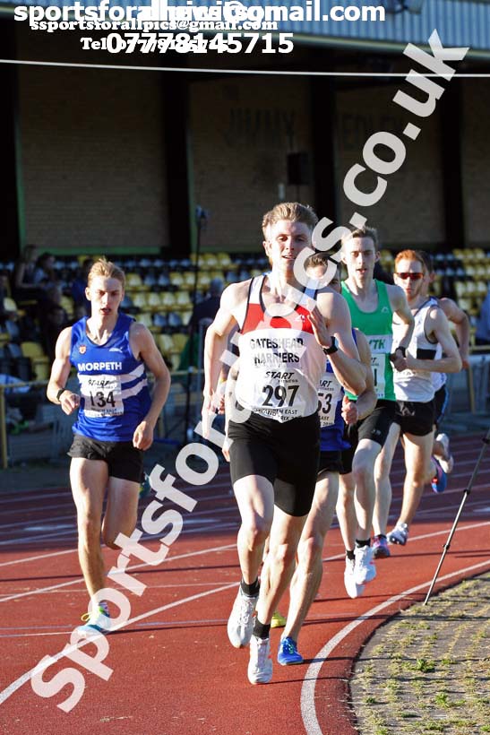 Jimmy Hedley 800 metres, Monkton, Jarrow and Hebburn. Photo:  David T. Hewitson/Sports for All Pics